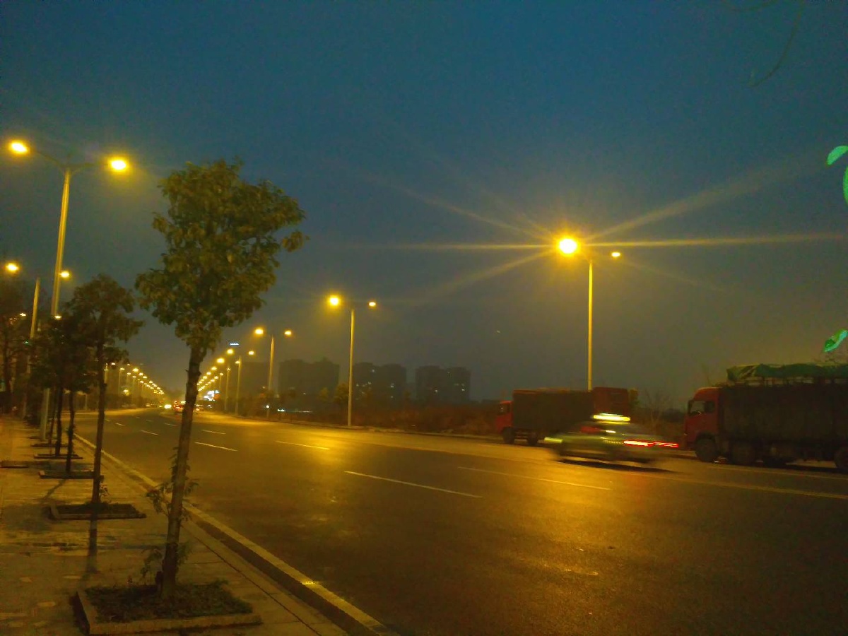 1/136我要上开屏路上我的街头探索夜色城市#夜路桌面风光壁纸#大道还