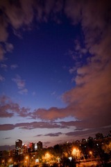 有云的夜空