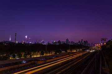 151055