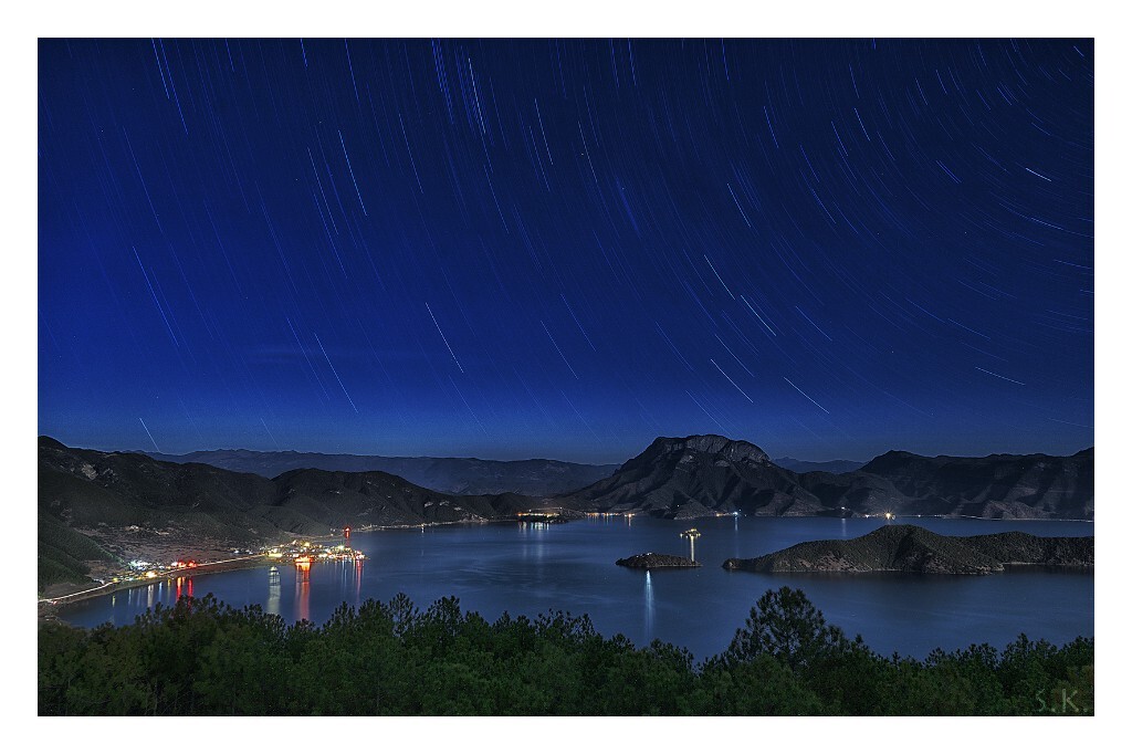 泸沽湖的夜晚