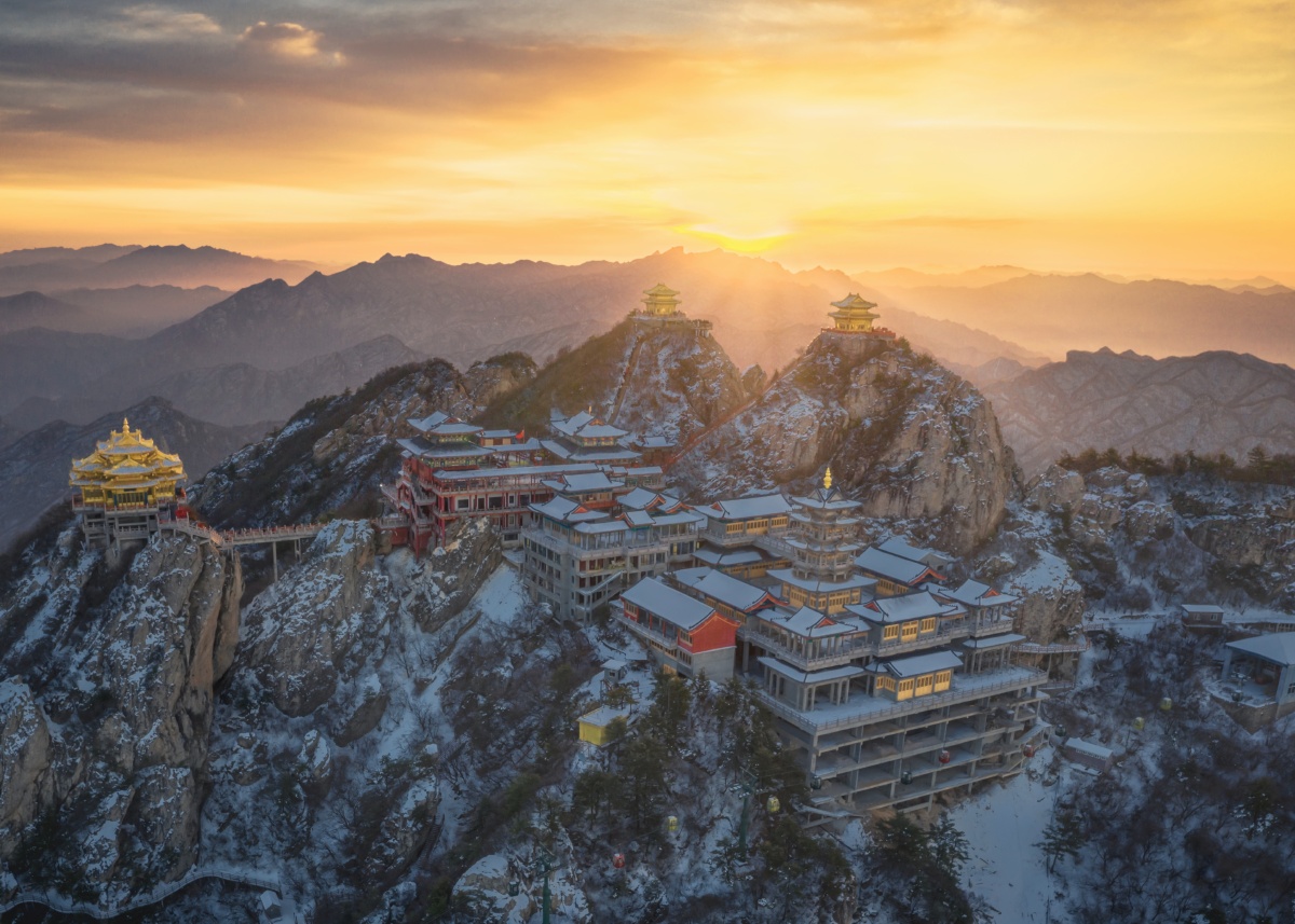 老君山日出航拍视角mavic2pro