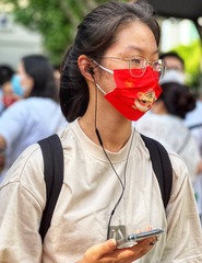 A776A23D-DA36-4677-9F7D-E4C421F7DE1D/L0/001