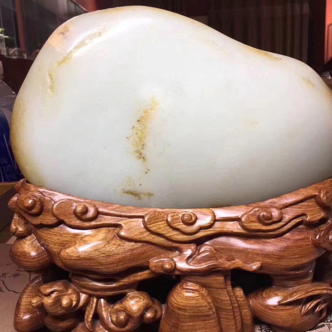 红色长江石怎么摆放
