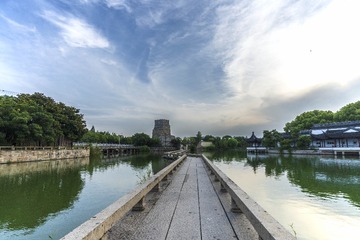 3068077