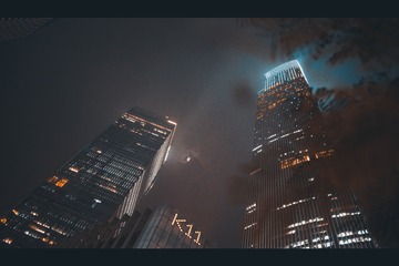 972182