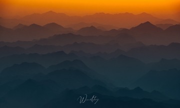 1086383