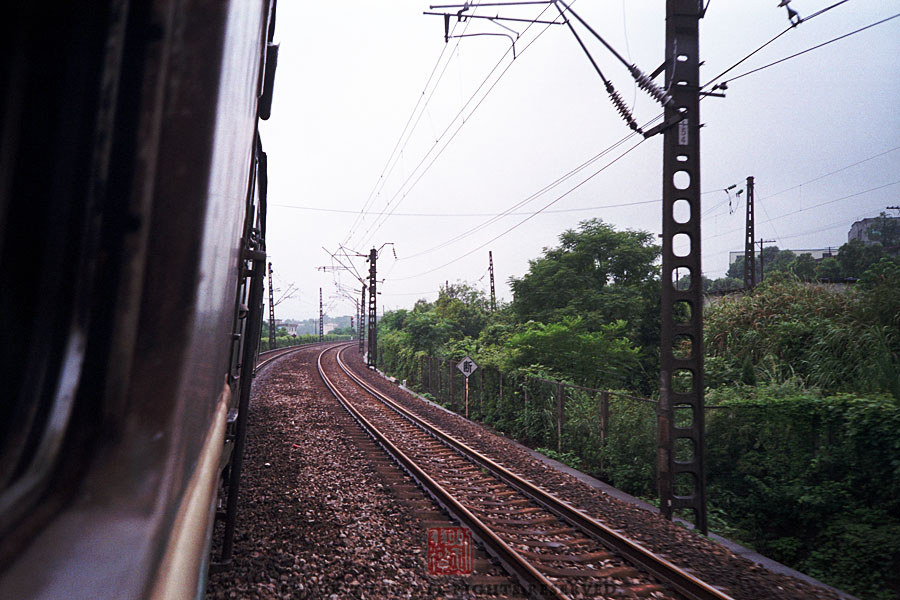 【TRAINS】八月的尾巴 初秋的湖南<一>
列車運行途中。