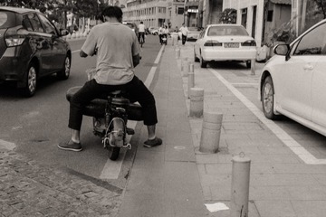 A7FB6202-3AB3-41A7-A950-52AA9982FF2F/L0/001