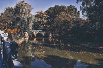 360149