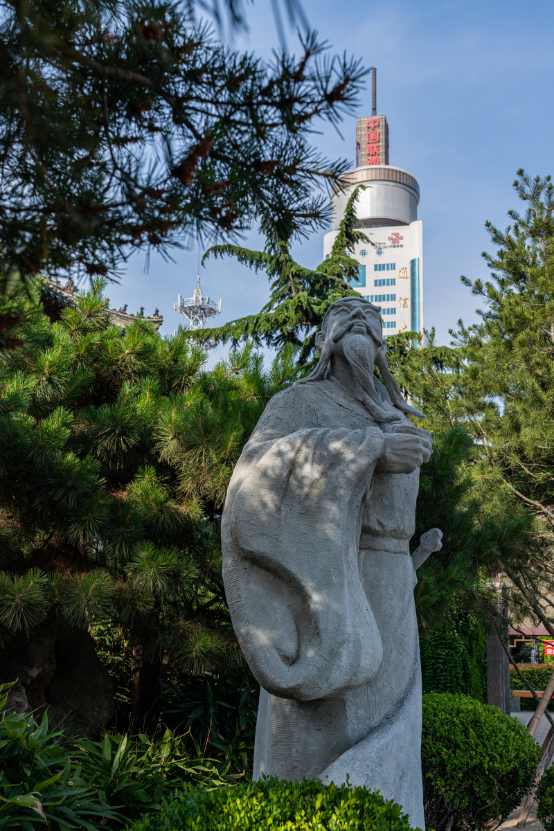 山东济宁地标济宁通讯大厦运河之都