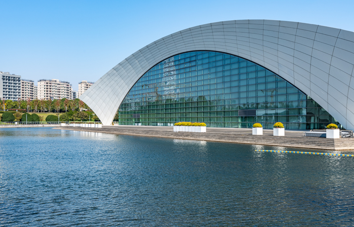上海海上皇冠体育中心游泳馆建筑