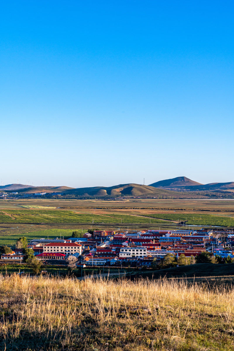 清晨的丰宁坝上草原