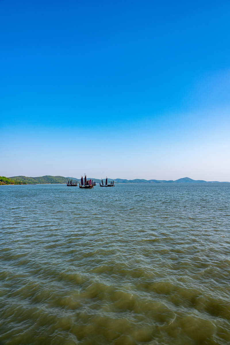 江苏无锡太湖鼋头渚太湖游船太湖码头太湖风光