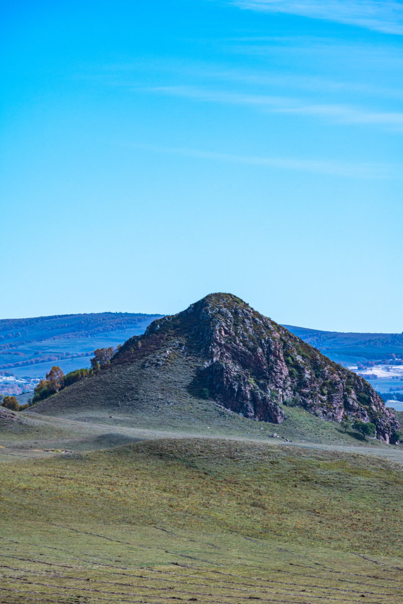 乌兰布统影视基地自然风光景观草原上的蒙古包