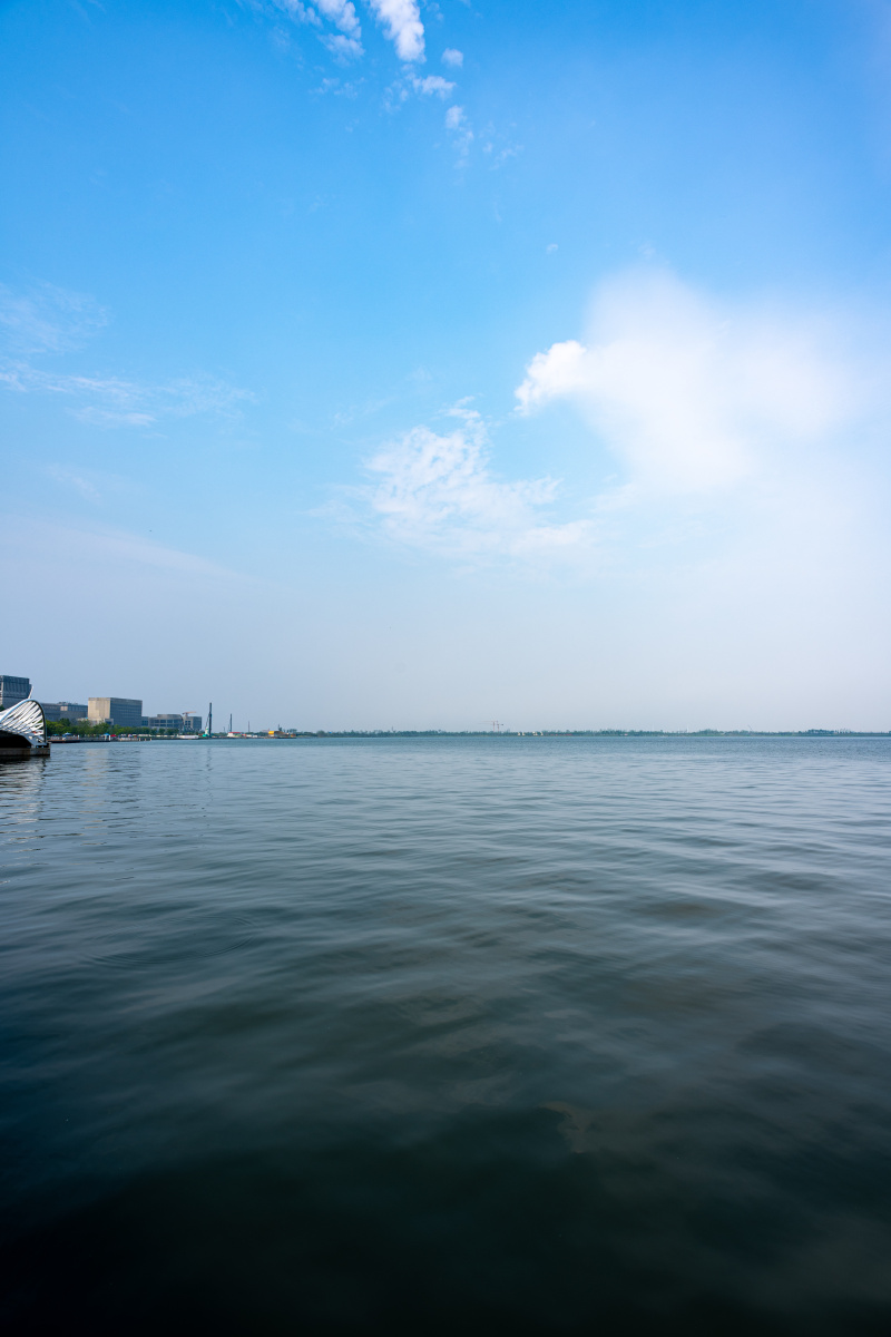 上海浦东南汇滴水湖景观