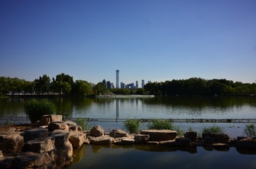 1060590