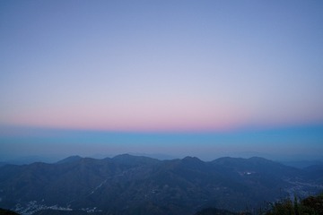 2E82F5AA-F7BE-4AB6-915A-5FC672375AC6/L0/001