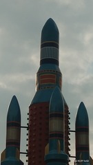 697114