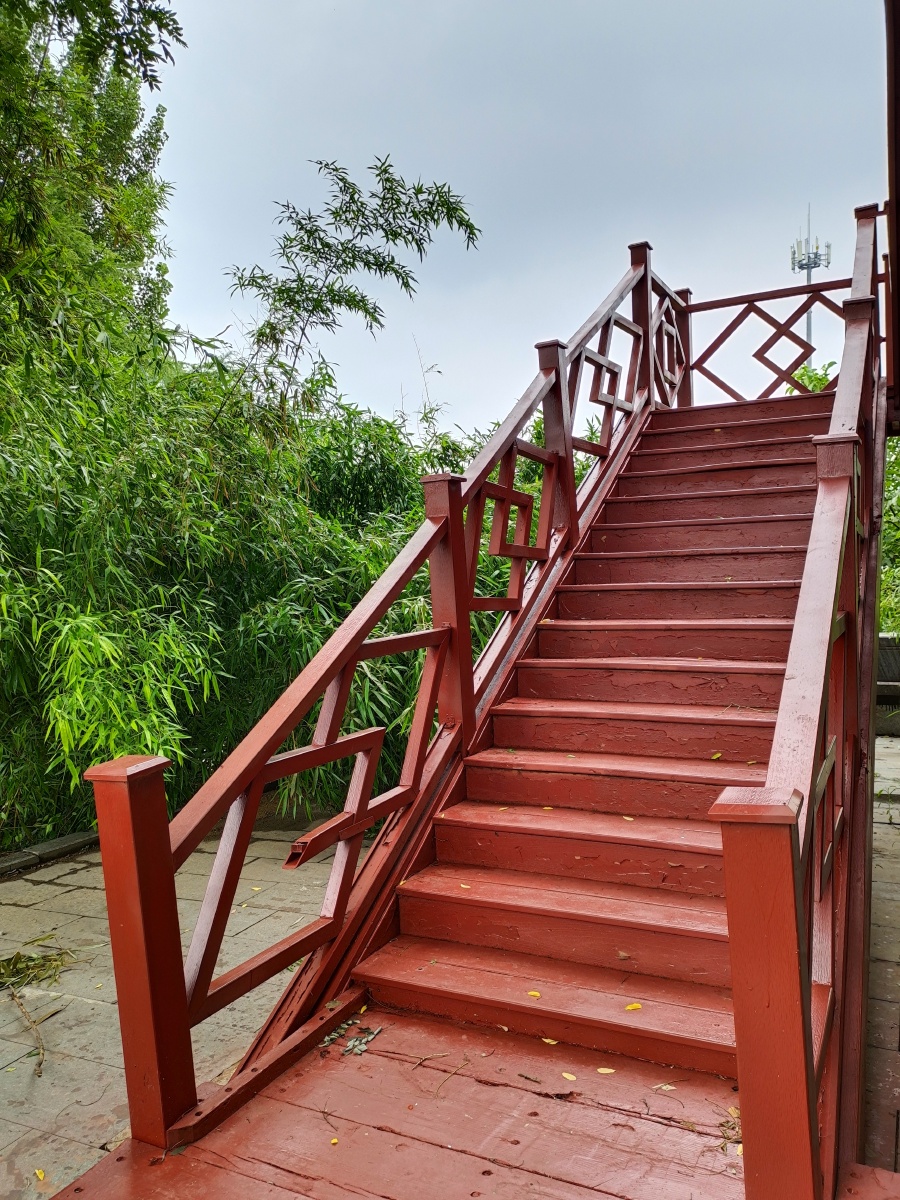 室外木结构楼梯