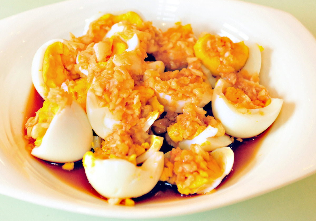 蒜拌熟鸡蛋