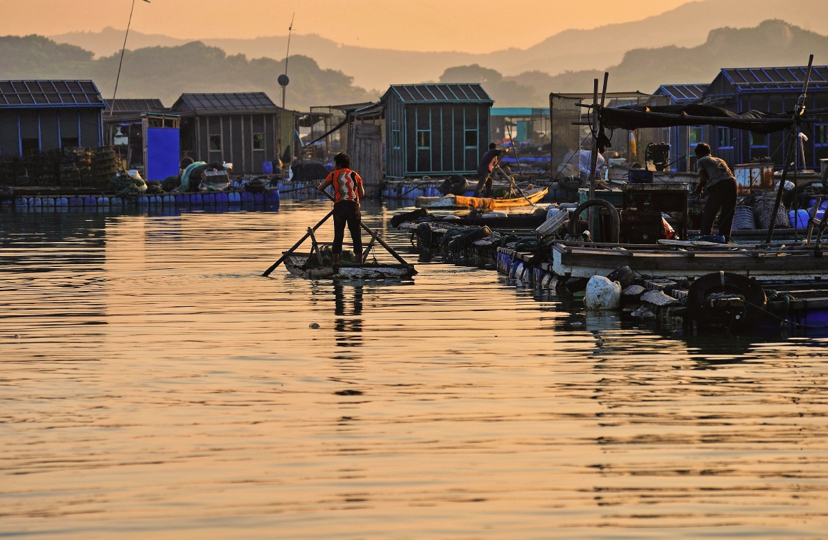 饶平海山渔排夕照
