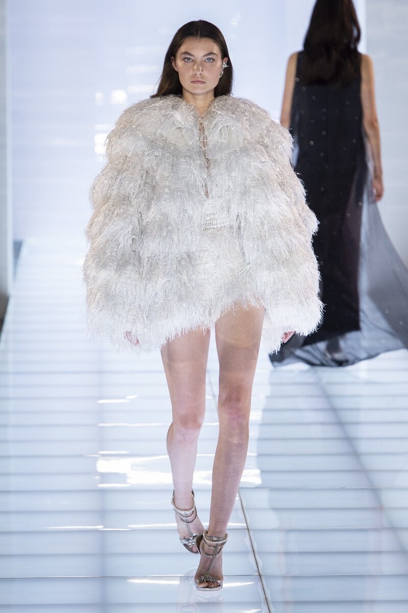 AZZARO FALL