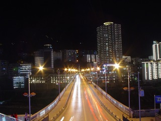 夜晚的桥