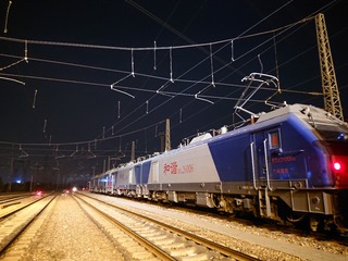 243109
