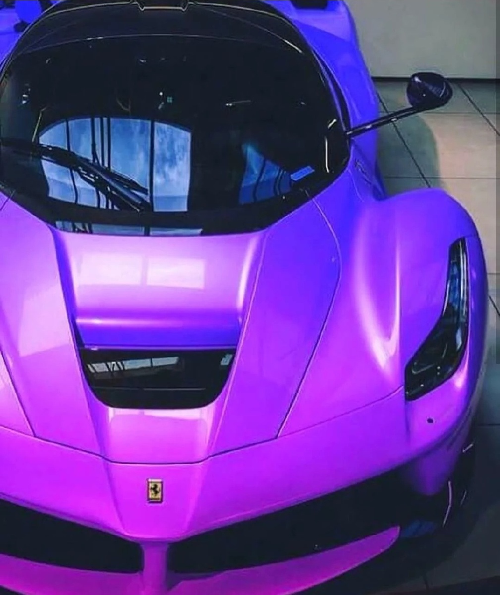 有没有喜欢紫色超跑的朋友