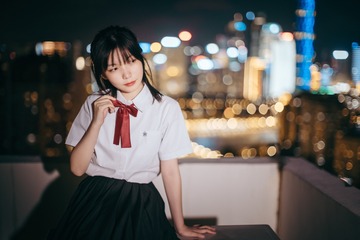 001
