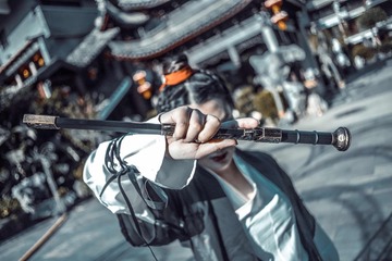 001