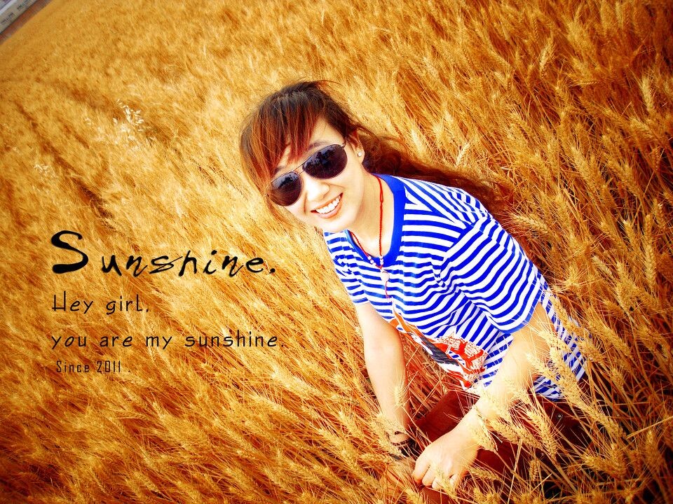 Hey，Girl。<br />
卡片机+后期