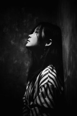 001