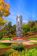 147184