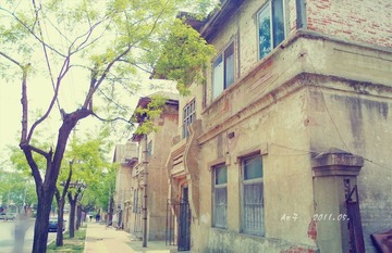 小巷油画