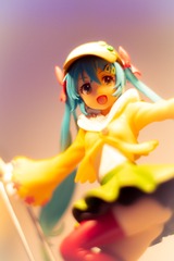 279811