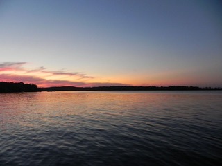 sunset at lakeshore 339.JPG