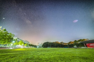 1603915
