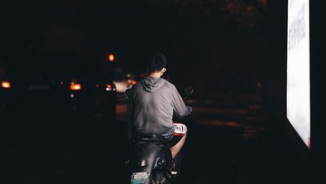 001