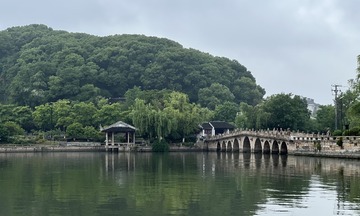 410B76EB-4D6D-43E7-9451-17E7B548E7B1/L0/001