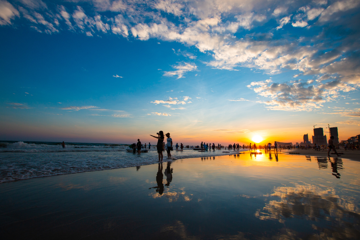 疫情后的侨港海滩