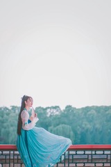 001