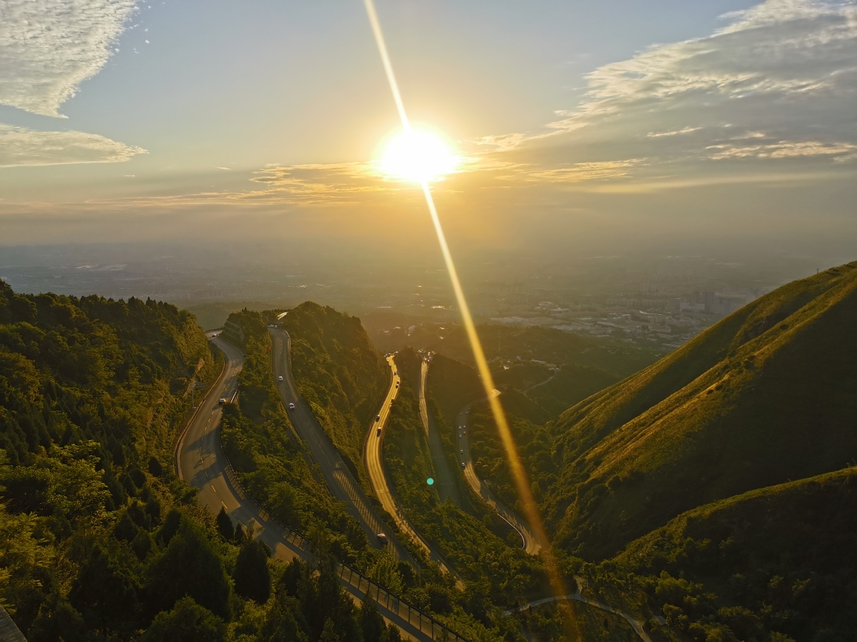 西安最美环山路