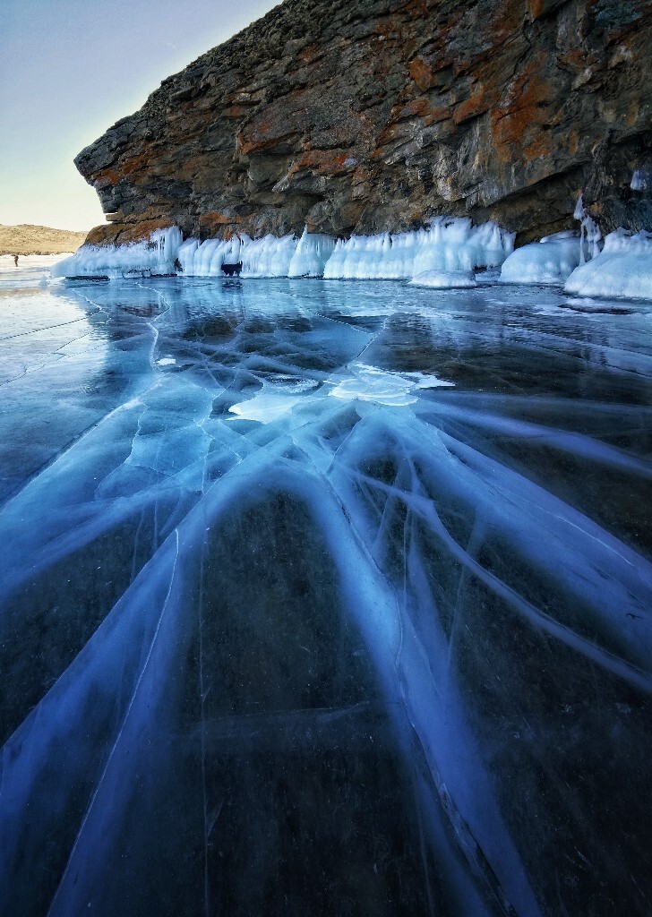美丽的冰裂纹---炸裂的冰面