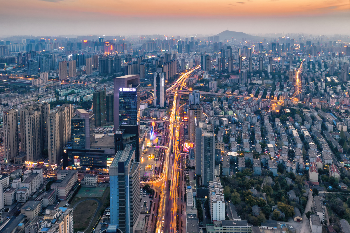 《流光溢彩三里庵》