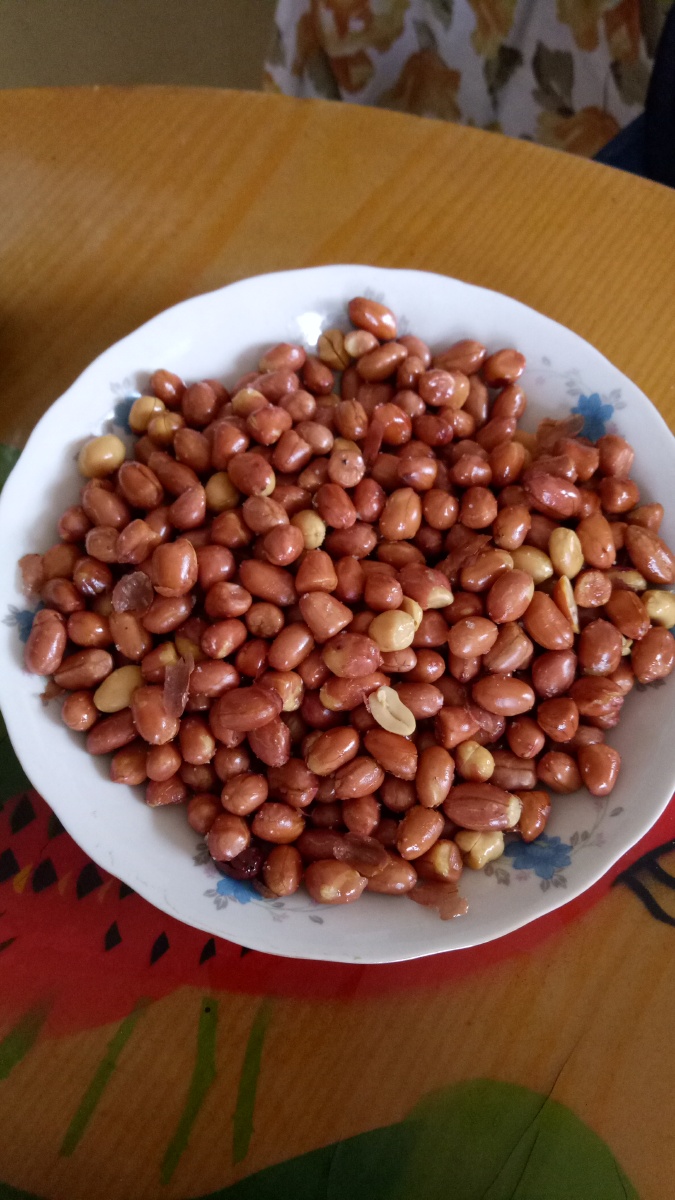 盐爆花生米来一盘