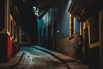 82D52533-E4F6-41BC-8113-D70A0399D2DD/L0/001