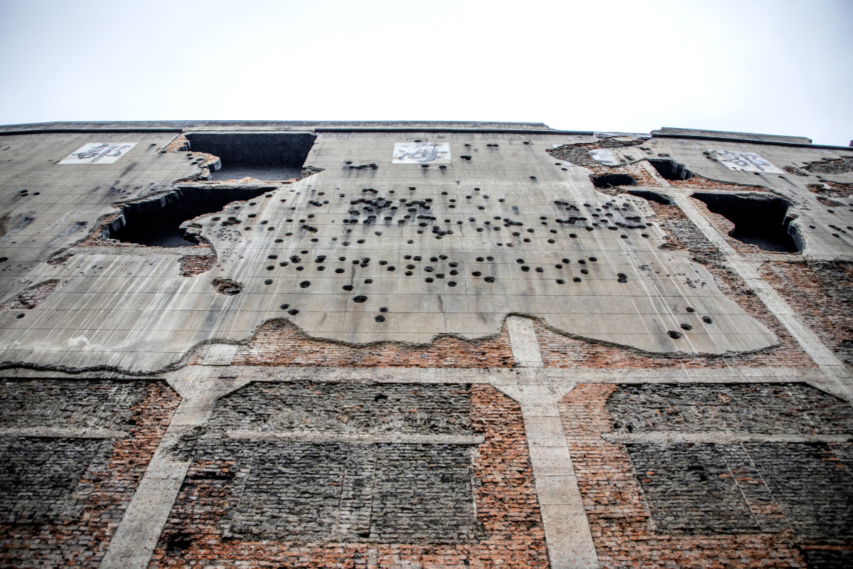 警世而立四行仓库西墙5