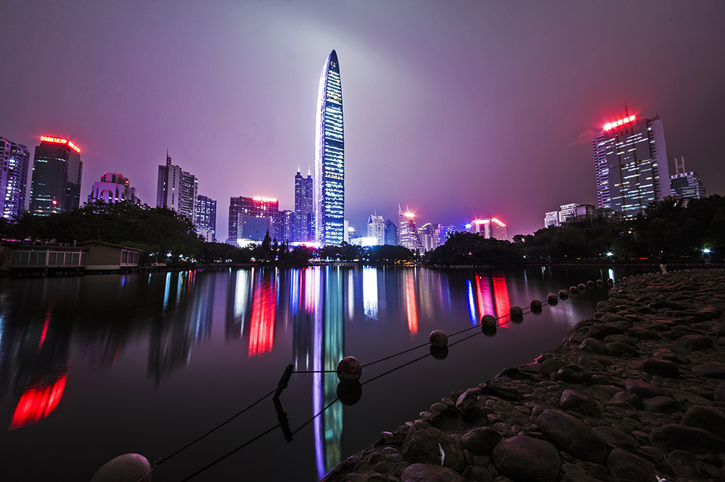 迷恋京基100的夜景,夜色醉了.