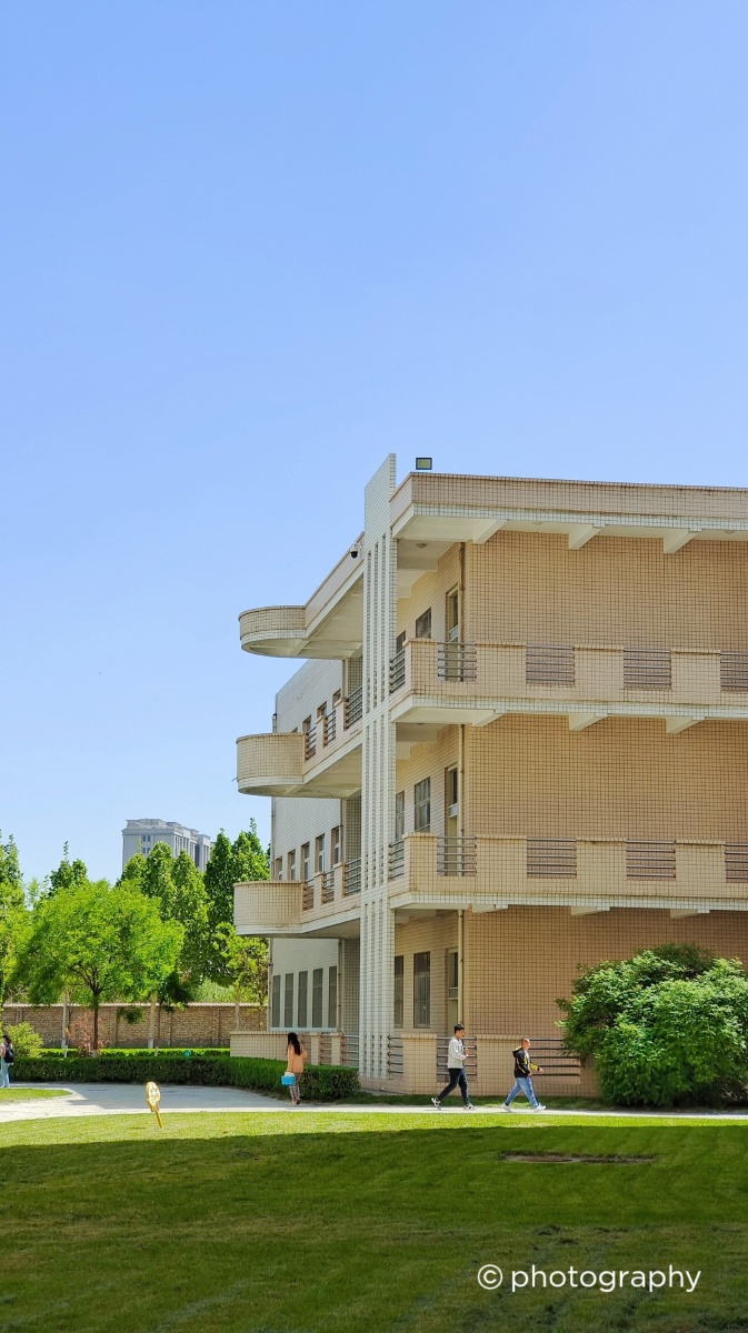 山西财经大学立信阶梯教室